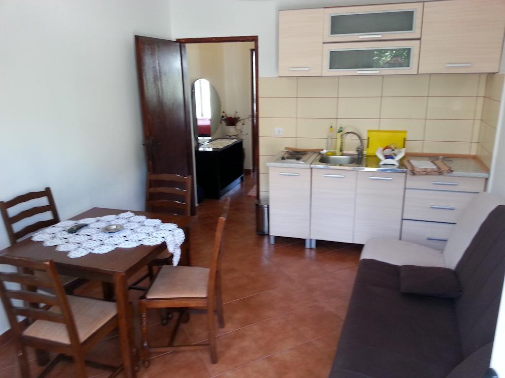 Apartments Stevo Nikocevic Bar Bilik gambar